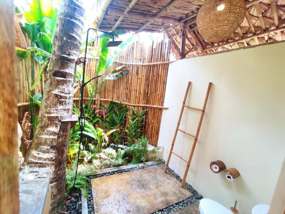 The Bamboo Houses - Tropical Garden & Empty Beach General Luna  Exterior foto