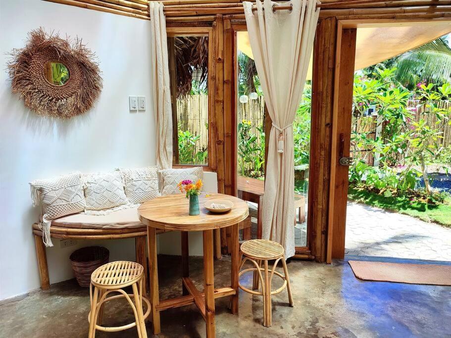 The Bamboo Houses - Tropical Garden & Empty Beach General Luna  Exterior foto