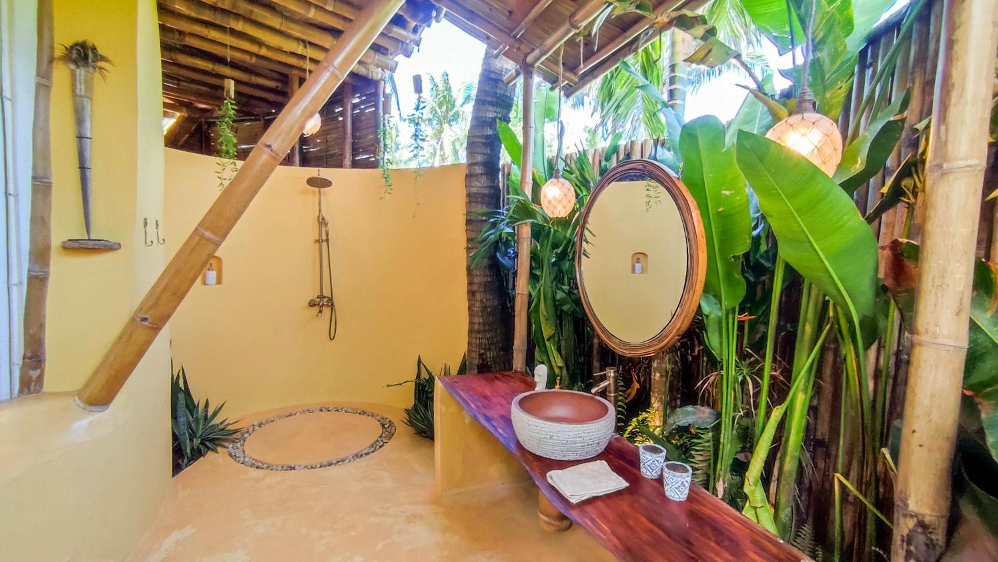 The Bamboo Houses - Tropical Garden & Empty Beach General Luna  Exterior foto