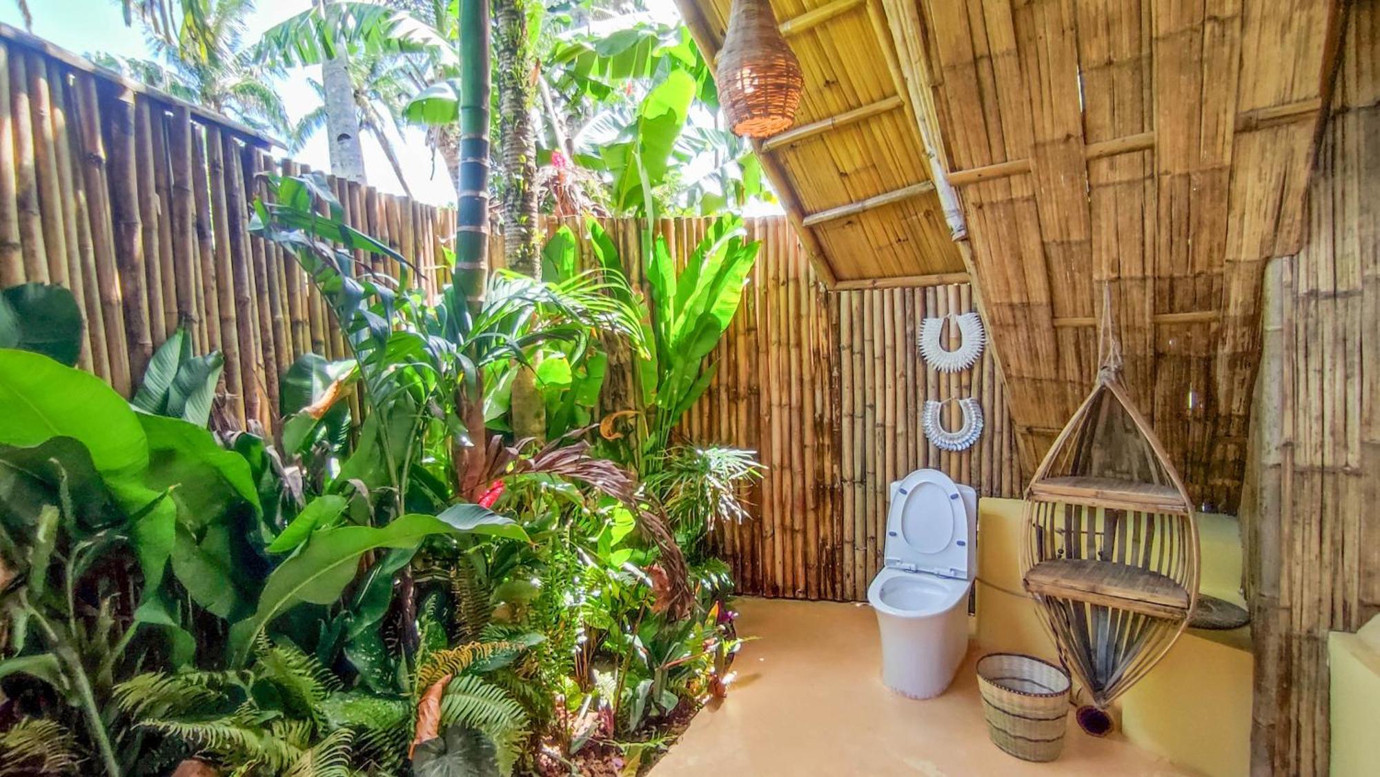 The Bamboo Houses - Tropical Garden & Empty Beach General Luna  Exterior foto