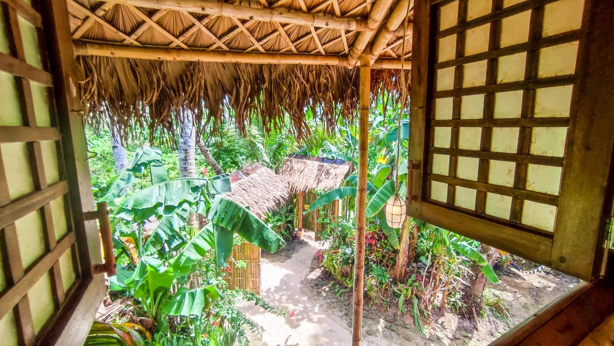 The Bamboo Houses - Tropical Garden & Empty Beach General Luna  Exterior foto