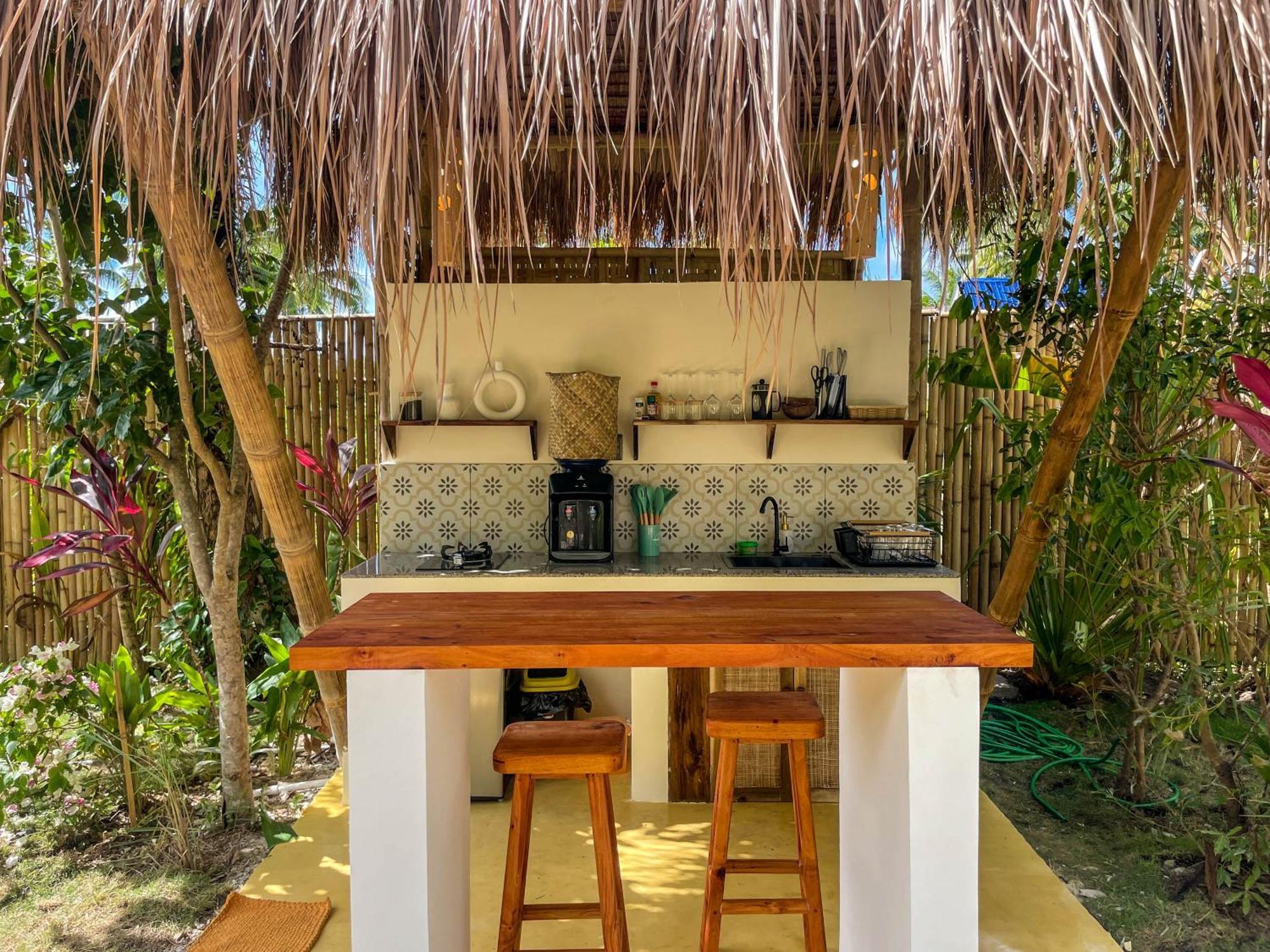 The Bamboo Houses - Tropical Garden & Empty Beach General Luna  Exterior foto