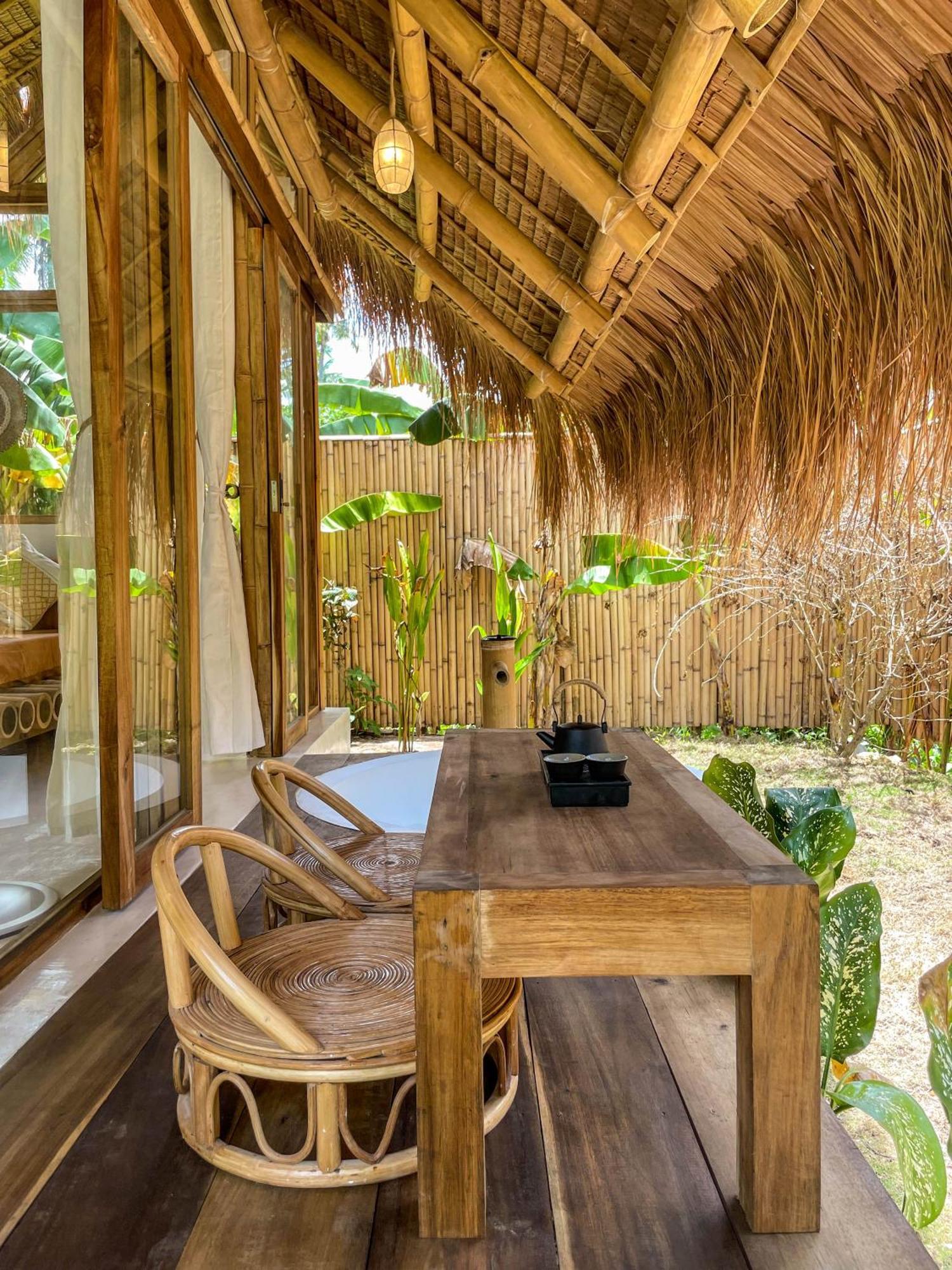 The Bamboo Houses - Tropical Garden & Empty Beach General Luna  Exterior foto