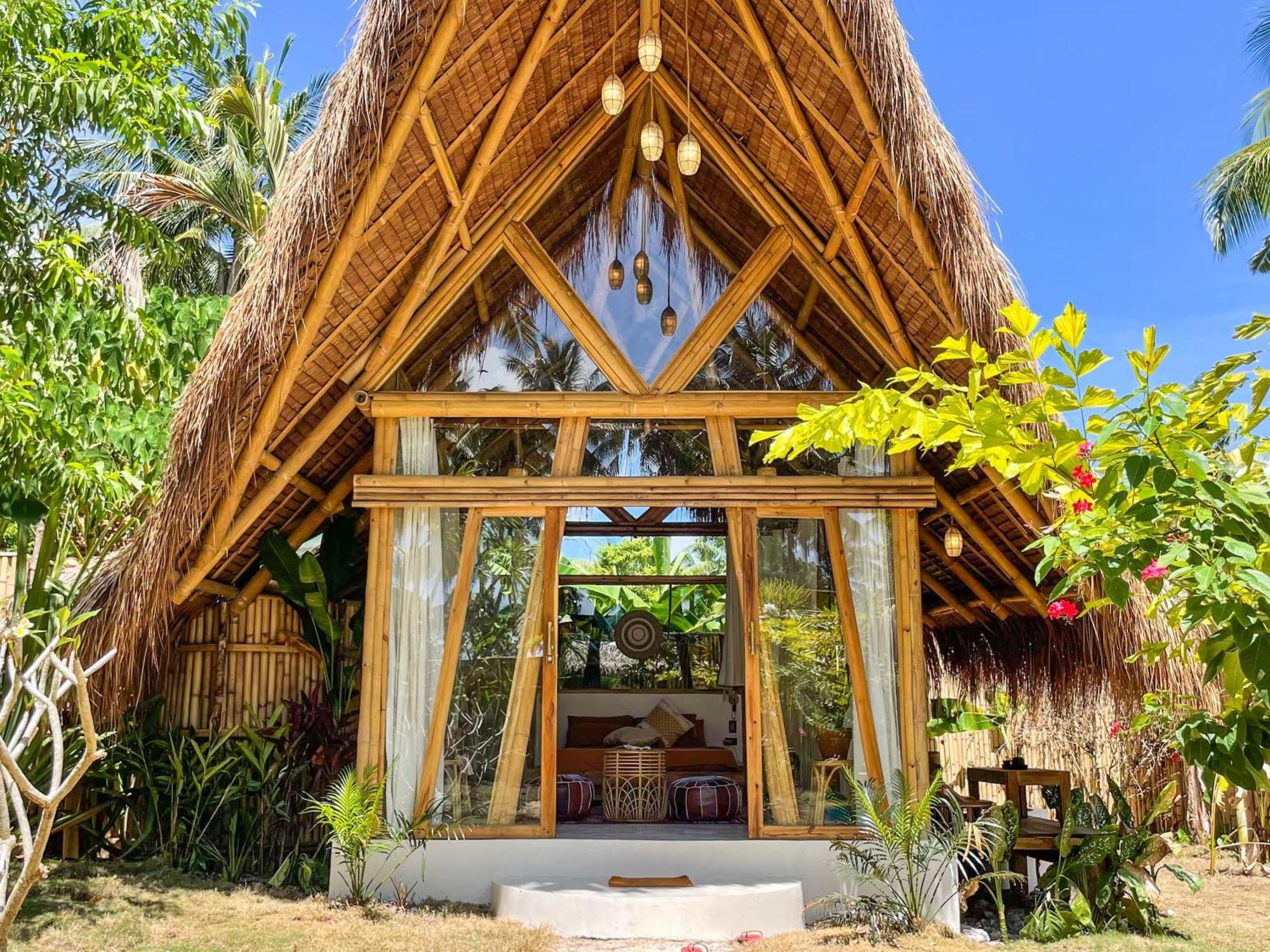 The Bamboo Houses - Tropical Garden & Empty Beach General Luna  Exterior foto